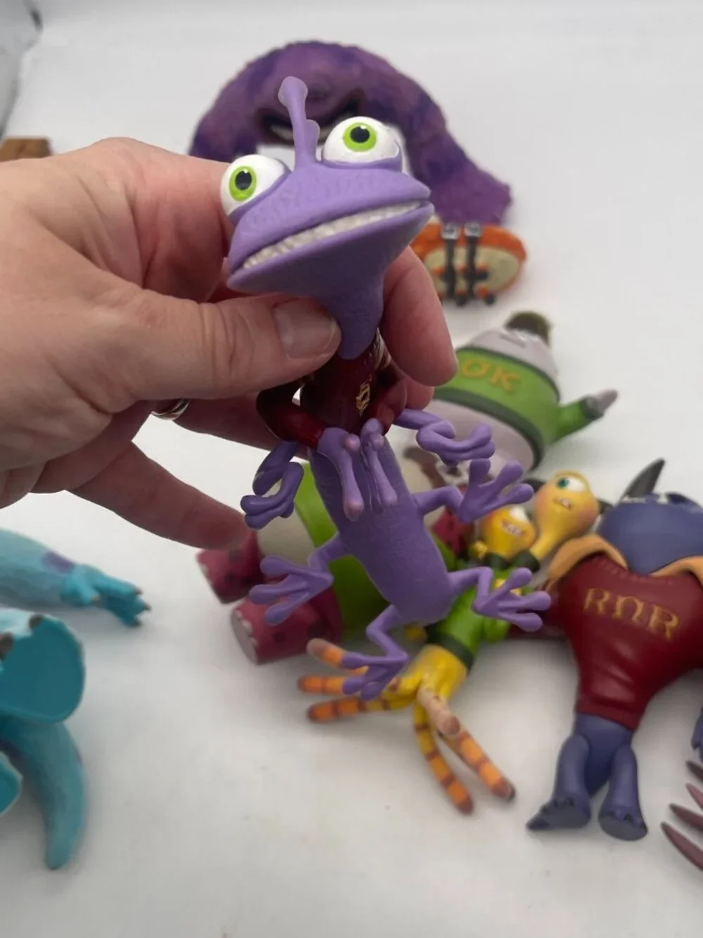 Lot of 10 Disney Store Monsters University Deluxe Action Figure Set T21 Good con